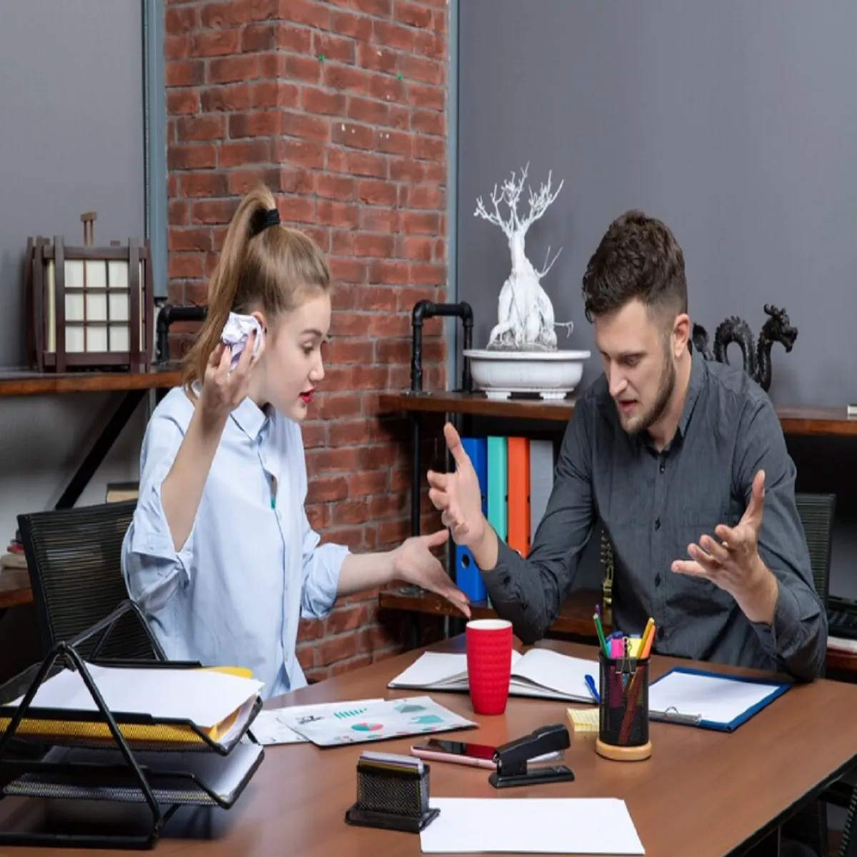 Supervised vs Unsupervised Learning: Advantages, Disadvantages, and Use Cases